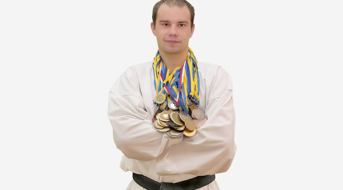 Крекотень Денис Сергійович
